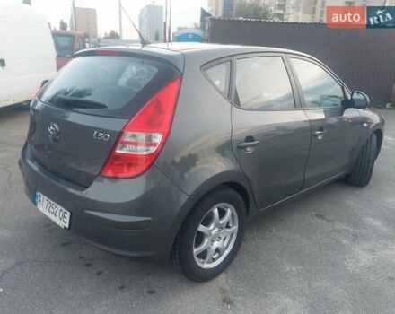 Серый Хендай i30, объемом двигателя 1.59 л и пробегом 185 тыс. км за 5900 $, фото 6 на Automoto.ua