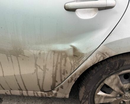 Серый Хендай i30, объемом двигателя 1.4 л и пробегом 100 тыс. км за 4000 $, фото 2 на Automoto.ua