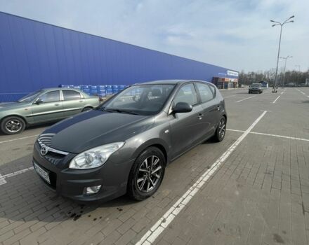 Серый Хендай i30, объемом двигателя 1.6 л и пробегом 167 тыс. км за 7953 $, фото 6 на Automoto.ua
