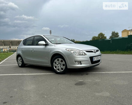 Сірий Хендай i30, об'ємом двигуна 1.59 л та пробігом 196 тис. км за 5400 $, фото 6 на Automoto.ua