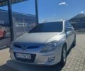 Серый Хендай i30, объемом двигателя 1.6 л и пробегом 212 тыс. км за 5000 $, фото 1 на Automoto.ua