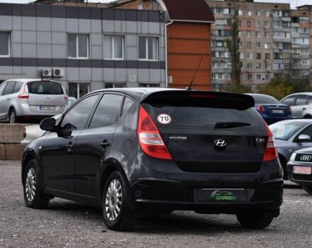 Серый Хендай i30, объемом двигателя 1.4 л и пробегом 191 тыс. км за 4999 $, фото 3 на Automoto.ua