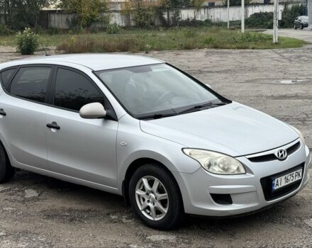 Сірий Хендай i30, об'ємом двигуна 1.4 л та пробігом 265 тис. км за 4500 $, фото 6 на Automoto.ua