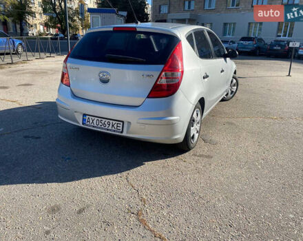 Серый Хендай i30, объемом двигателя 1.4 л и пробегом 251 тыс. км за 5350 $, фото 1 на Automoto.ua