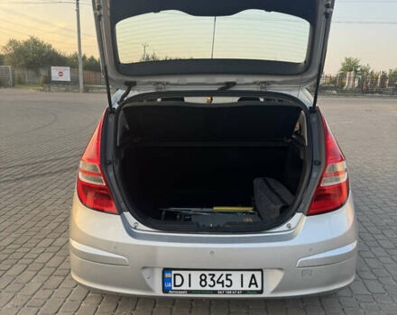 Серый Хендай i30, объемом двигателя 1.58 л и пробегом 219 тыс. км за 6200 $, фото 5 на Automoto.ua