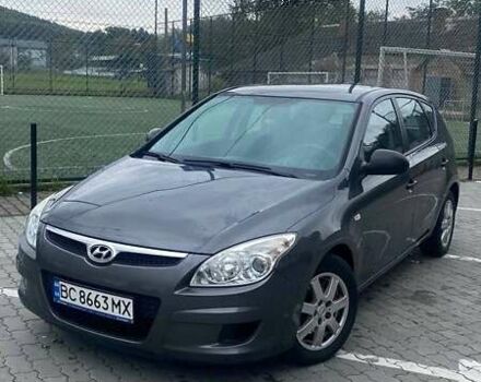 Серый Хендай i30, объемом двигателя 1.4 л и пробегом 201 тыс. км за 5499 $, фото 9 на Automoto.ua