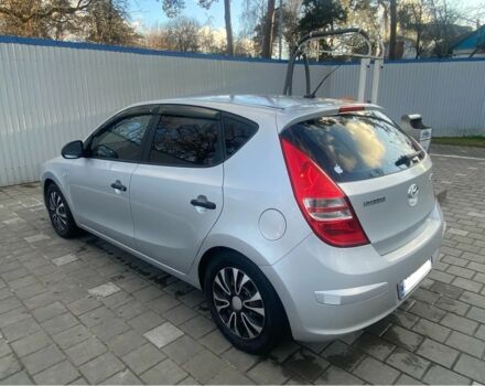 Серый Хендай i30, объемом двигателя 1.4 л и пробегом 197 тыс. км за 5800 $, фото 3 на Automoto.ua