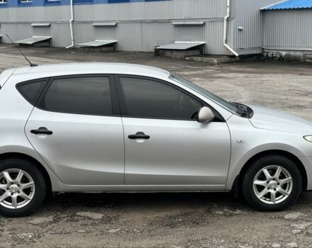 Сірий Хендай i30, об'ємом двигуна 1.4 л та пробігом 265 тис. км за 4500 $, фото 5 на Automoto.ua