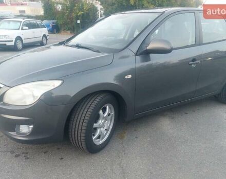 Серый Хендай i30, объемом двигателя 1.59 л и пробегом 185 тыс. км за 5900 $, фото 5 на Automoto.ua