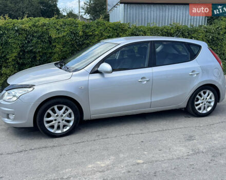 Серый Хендай i30, объемом двигателя 1.6 л и пробегом 207 тыс. км за 6100 $, фото 11 на Automoto.ua