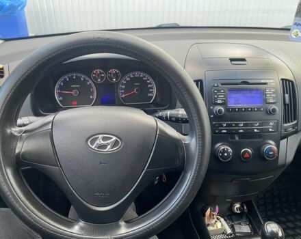 Серый Хендай i30, объемом двигателя 1.4 л и пробегом 197 тыс. км за 5800 $, фото 10 на Automoto.ua