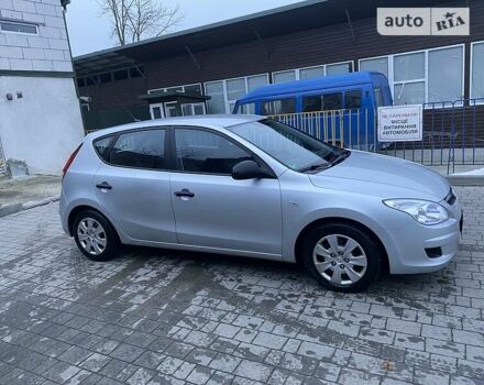 Сірий Хендай i30, об'ємом двигуна 1.6 л та пробігом 217 тис. км за 5500 $, фото 1 на Automoto.ua