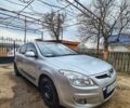 Серый Хендай i30, объемом двигателя 1.58 л и пробегом 140 тыс. км за 4400 $, фото 5 на Automoto.ua