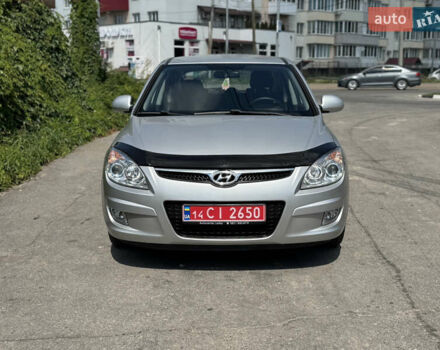 Серый Хендай i30, объемом двигателя 1.6 л и пробегом 207 тыс. км за 6100 $, фото 17 на Automoto.ua