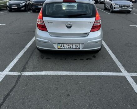 Серый Хендай i30, объемом двигателя 1.6 л и пробегом 198 тыс. км за 6800 $, фото 1 на Automoto.ua