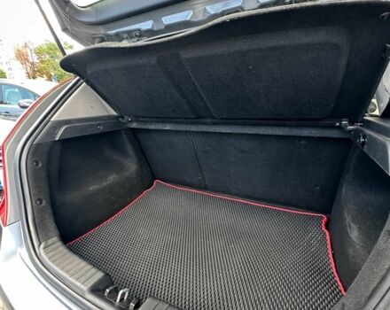 Хендай i30 2008 в Кривом Роге на Automoto.ua Серый Хендай i30, объемом двигателя 1.6 л и пробегом 277 тыс. км за 5400 $, фото 13 на Automoto.ua