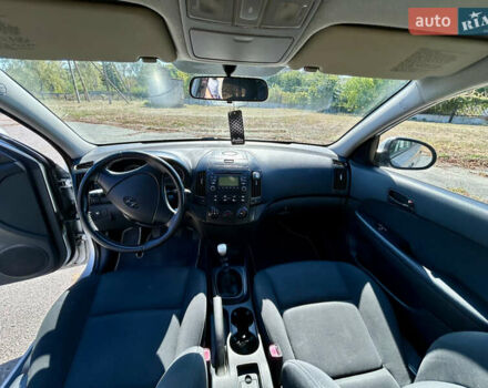 Серый Хендай i30, объемом двигателя 1.58 л и пробегом 218 тыс. км за 4699 $, фото 21 на Automoto.ua