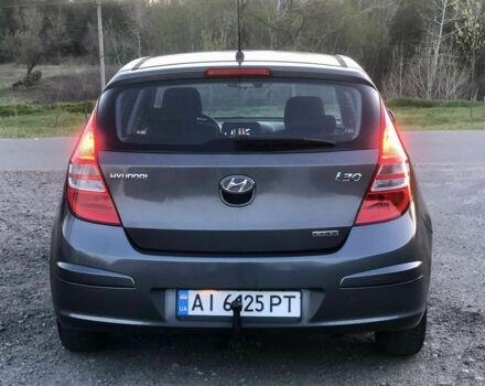 Сірий Хендай i30, об'ємом двигуна 1.6 л та пробігом 180 тис. км за 4600 $, фото 3 на Automoto.ua