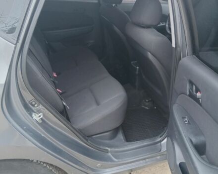 Серый Хендай i30, объемом двигателя 1.4 л и пробегом 255 тыс. км за 5900 $, фото 4 на Automoto.ua