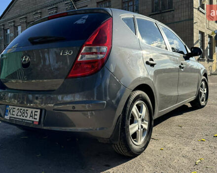 Сірий Хендай i30, об'ємом двигуна 1.6 л та пробігом 128 тис. км за 6500 $, фото 8 на Automoto.ua