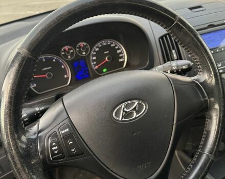 Серый Хендай i30, объемом двигателя 1.6 л и пробегом 198 тыс. км за 6800 $, фото 2 на Automoto.ua