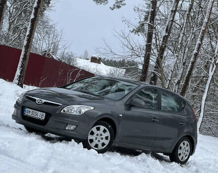 Серый Хендай i30, объемом двигателя 1.4 л и пробегом 156 тыс. км за 6100 $, фото 1 на Automoto.ua