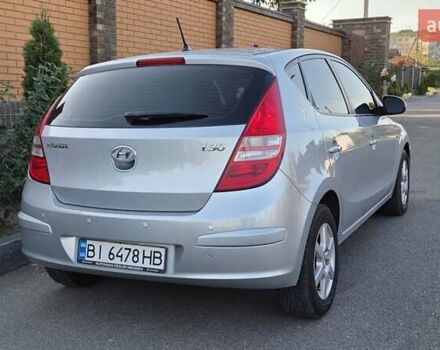 Серый Хендай i30, объемом двигателя 1.6 л и пробегом 175 тыс. км за 7300 $, фото 14 на Automoto.ua