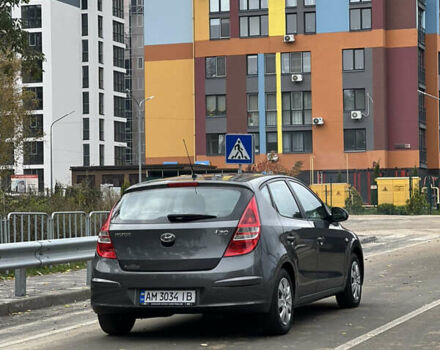 Серый Хендай i30, объемом двигателя 1.4 л и пробегом 154 тыс. км за 6300 $, фото 8 на Automoto.ua