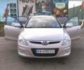 Серый Хендай i30, объемом двигателя 1.58 л и пробегом 260 тыс. км за 5950 $, фото 9 на Automoto.ua