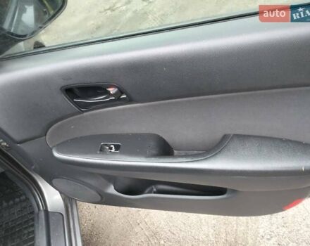 Серый Хендай i30, объемом двигателя 1.4 л и пробегом 280 тыс. км за 5799 $, фото 14 на Automoto.ua