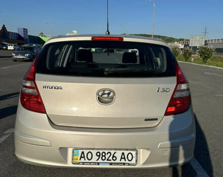 Сірий Хендай i30, об'ємом двигуна 1.58 л та пробігом 190 тис. км за 6400 $, фото 4 на Automoto.ua