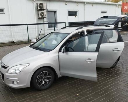 Серый Хендай i30, объемом двигателя 1.58 л и пробегом 260 тыс. км за 5999 $, фото 9 на Automoto.ua