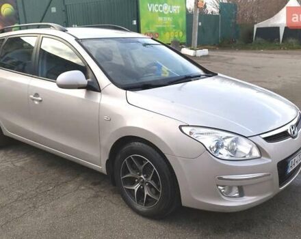 Серый Хендай i30, объемом двигателя 1.58 л и пробегом 260 тыс. км за 5950 $, фото 10 на Automoto.ua