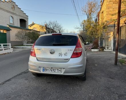 Сірий Хендай i30, об'ємом двигуна 1.6 л та пробігом 180 тис. км за 6500 $, фото 3 на Automoto.ua