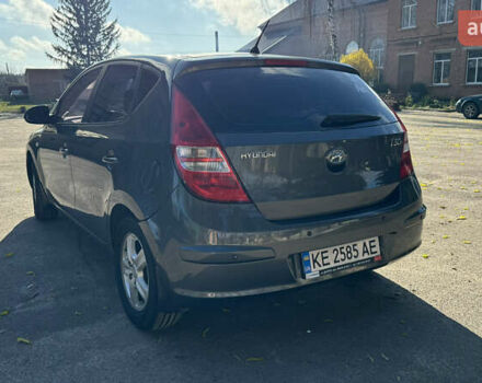 Сірий Хендай i30, об'ємом двигуна 1.6 л та пробігом 128 тис. км за 6500 $, фото 11 на Automoto.ua