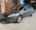 Серый Хендай i30, объемом двигателя 1.4 л и пробегом 142 тыс. км за 5650 $, фото 1 на Automoto.ua