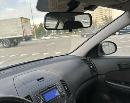 Серый Хендай i30, объемом двигателя 1.58 л и пробегом 196 тыс. км за 7000 $, фото 14 на Automoto.ua