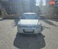 Серый Хендай i30, объемом двигателя 1.4 л и пробегом 186 тыс. км за 5700 $, фото 1 на Automoto.ua