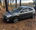 Серый Хендай i30, объемом двигателя 1.4 л и пробегом 242 тыс. км за 4700 $, фото 1 на Automoto.ua