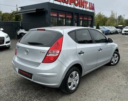 Серый Хендай i30, объемом двигателя 1.4 л и пробегом 201 тыс. км за 6800 $, фото 6 на Automoto.ua