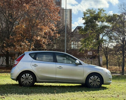 Хендай i30 2009 в Киеве на Automoto.ua Серый Хендай i30, объемом двигателя 1.59 л и пробегом 181 тыс. км за 6500 $, фото 6 на Automoto.ua