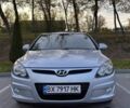 Серый Хендай i30, объемом двигателя 1.4 л и пробегом 295 тыс. км за 4800 $, фото 1 на Automoto.ua