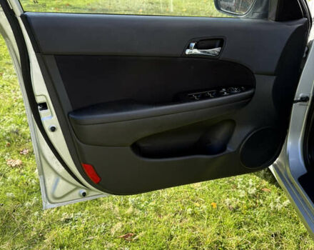 Хендай i30 2009 в Киеве на Automoto.ua Серый Хендай i30, объемом двигателя 1.59 л и пробегом 181 тыс. км за 6500 $, фото 22 на Automoto.ua