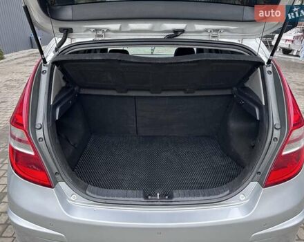 Сірий Хендай i30, об'ємом двигуна 1.99 л та пробігом 263 тис. км за 6300 $, фото 20 на Automoto.ua
