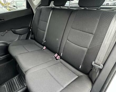 Серый Хендай i30, объемом двигателя 1.4 л и пробегом 201 тыс. км за 6800 $, фото 14 на Automoto.ua