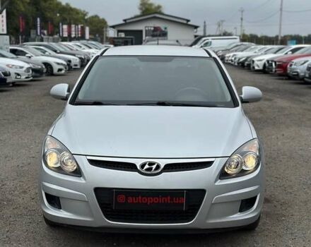 Серый Хендай i30, объемом двигателя 1.4 л и пробегом 201 тыс. км за 6800 $, фото 1 на Automoto.ua