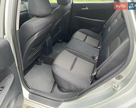 Серый Хендай i30, объемом двигателя 1.59 л и пробегом 182 тыс. км за 6999 $, фото 18 на Automoto.ua
