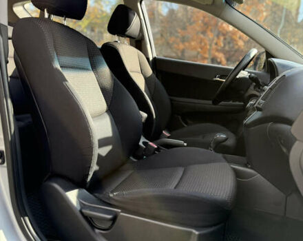 Хендай i30 2009 в Киеве на Automoto.ua Серый Хендай i30, объемом двигателя 1.59 л и пробегом 181 тыс. км за 6500 $, фото 23 на Automoto.ua