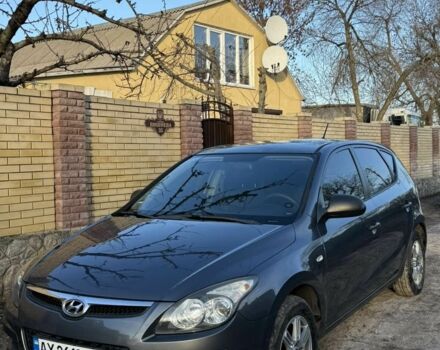 Серый Хендай i30, объемом двигателя 1.4 л и пробегом 172 тыс. км за 6300 $, фото 5 на Automoto.ua
