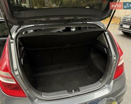 Хендай i30 2009 в Днепре (Днепропетровске) на Automoto.ua Серый Хендай i30, объемом двигателя 1.4 л и пробегом 222 тыс. км за 5200 $, фото 11 на Automoto.ua